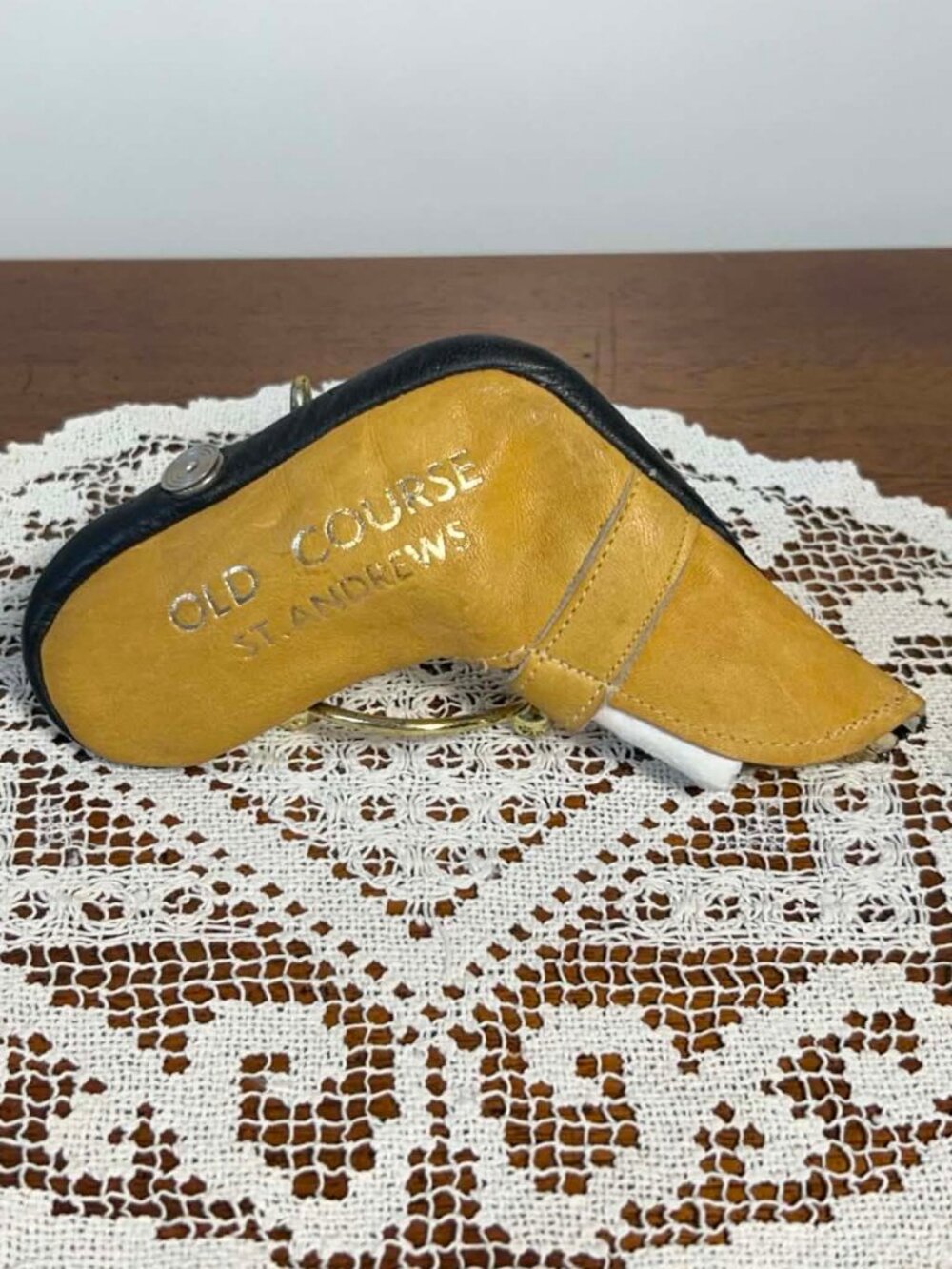 Vintage St Andrews Old Course Gold Foil Leather Blade Putter Headcover